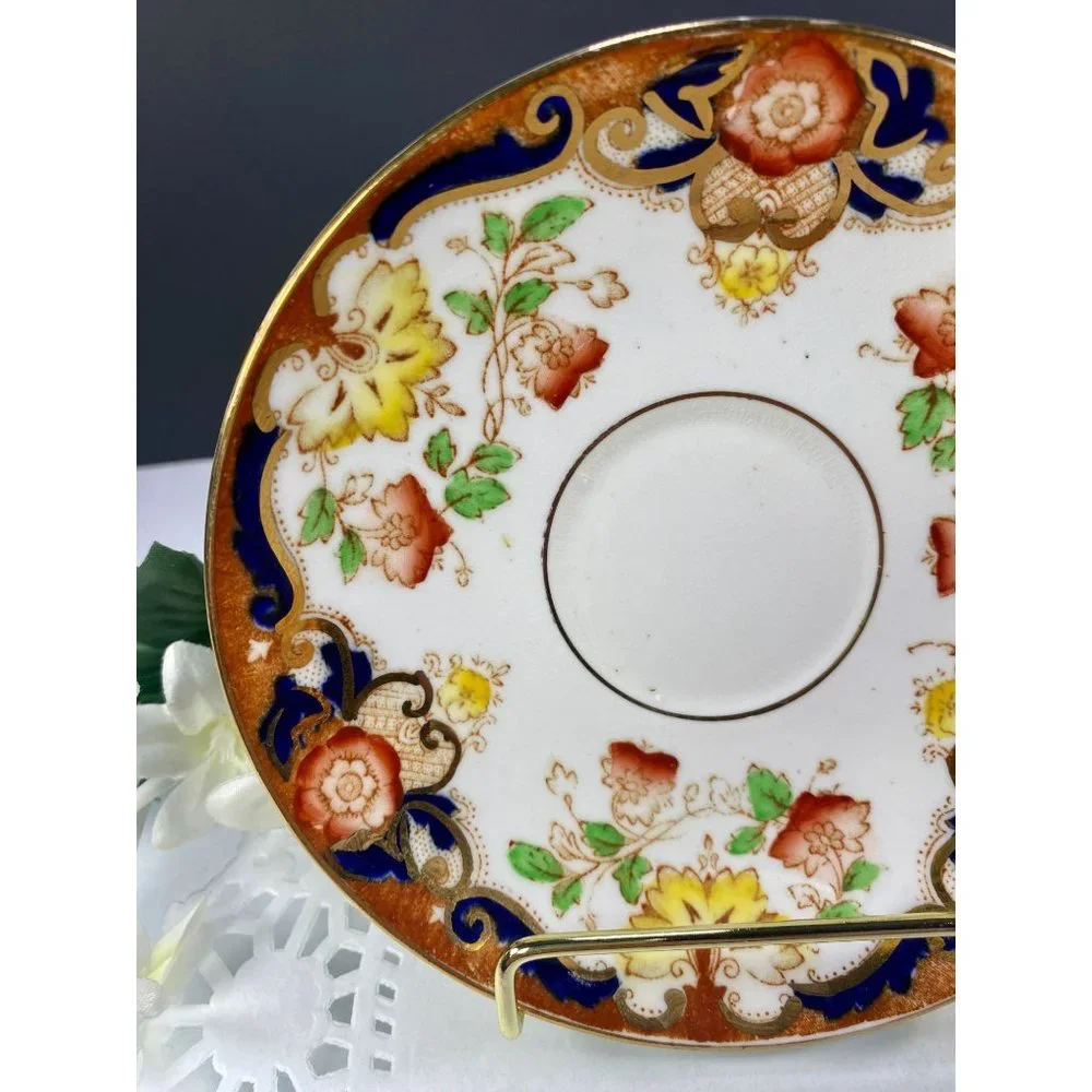Rosina‎ England tea cup saucer, floral teacup gold trim, rare finding.